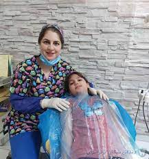 دکتر نیلوفر گودرزی دندانپزشکی کودکان تهران