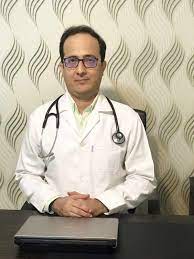 دکتر محمدهادی تاجیک جلایری دکتر ریه گرگان