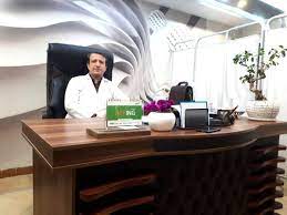 دکتر مهدی رضوان متخصص رشد قد و متابولیسم همدان