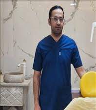دکتر حمید رضا شریفی دکتر لمینت دندان همدان