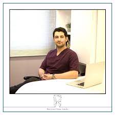 دکتر سعید صمدی دکتر لمینت دندان ساری